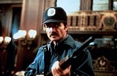Полицейский по найму (1987)