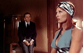 Без видимых причин трейлер (1971)