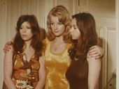 Юные марионетки трейлер (1972)