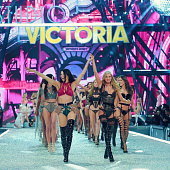 Показ мод Victoria's Secret 2016 (2016)