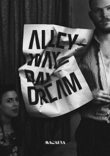 Alleyway Daydream трейлер (2012)